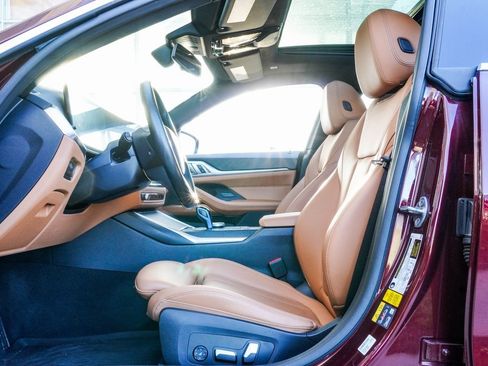 Used 2022 BMW i4 eDrive40 image 19