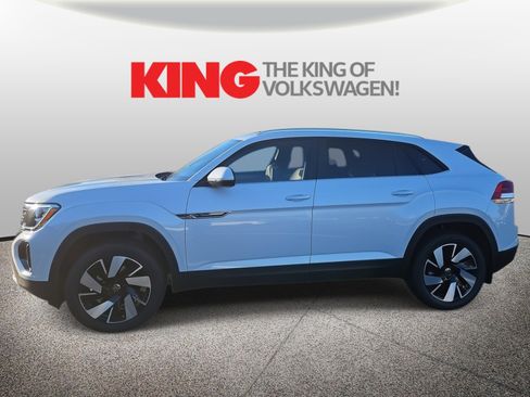 New 2026 Volkswagen Atlas Cross Sport SE image 7