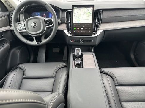New 2026 Volvo XC90 B6 Ultra w/ Protection Package image 12