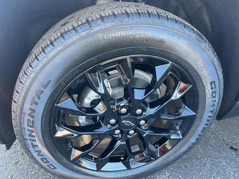 New 2026 Chevrolet Traverse LT w/ Midnight/Sport Edition image 3