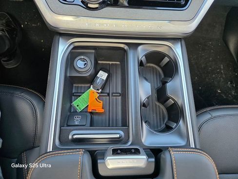 New 2026 Ford Expedition Tremor image 23