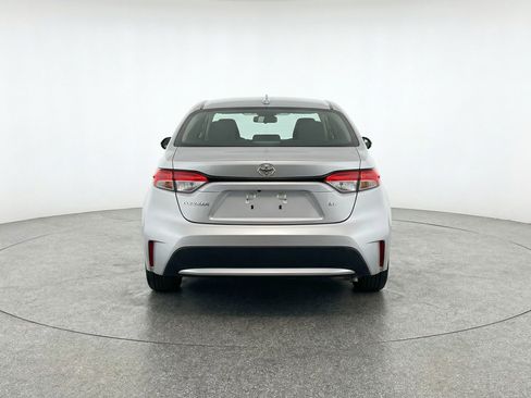 Used 2025 Toyota Corolla LE image 7