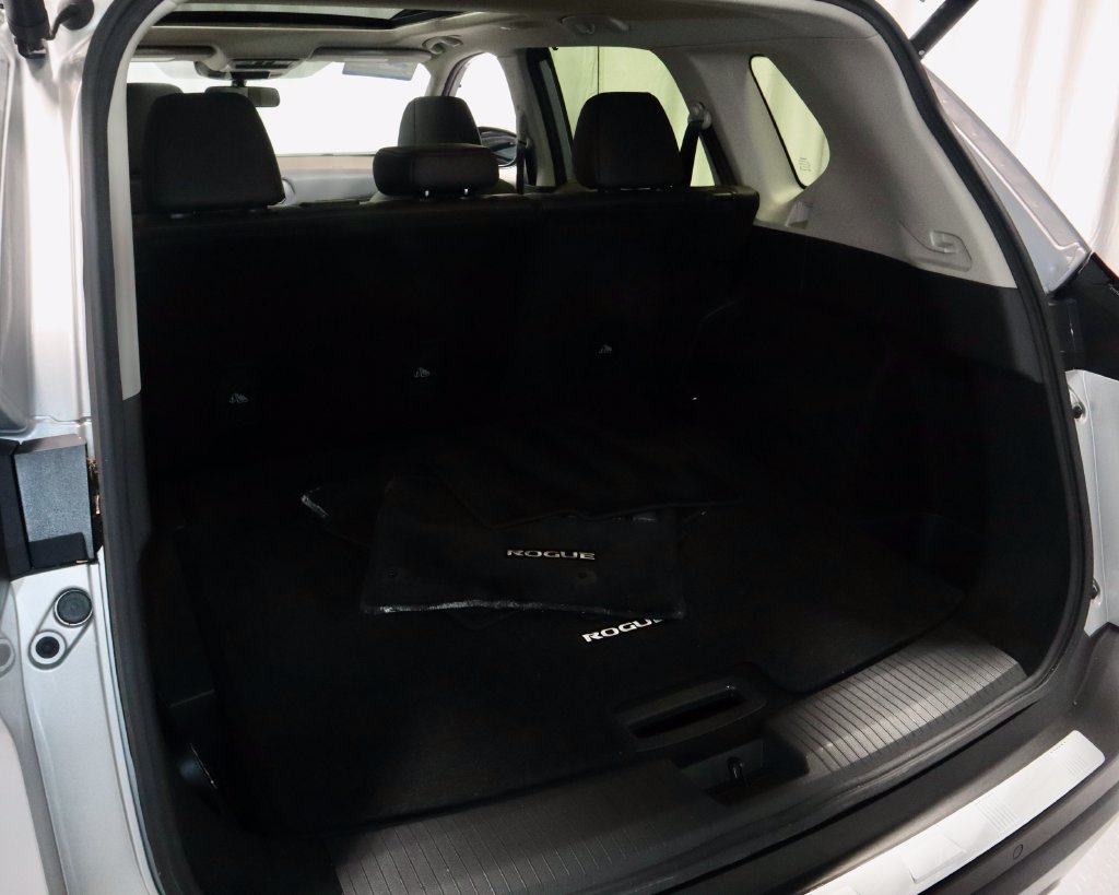 Certified 2023 Nissan Rogue SV w/ SV Premium B Package AWD/4WD image 11