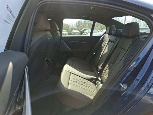 New 2026 BMW 530i xDrive AWD/4WD image 9