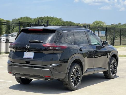 New 2026 Nissan Rogue Dark Armor FWD image 4