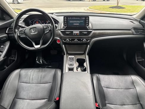 Used 2021 Honda Accord Touring image 16