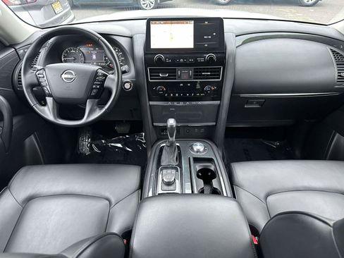 Used 2024 Nissan Armada SV image 13