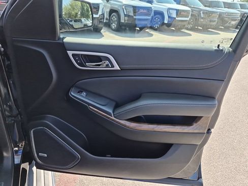 Used 2019 GMC Yukon XL Denali AWD/4WD image 41