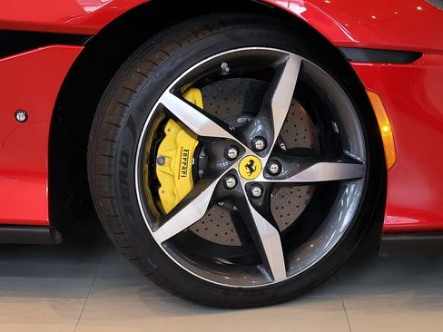 Certified 2022 Ferrari Portofino M RWD image 9