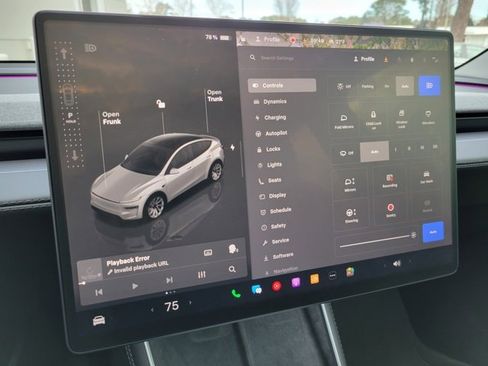 Used 2026 Tesla Model Y Long Range image 33