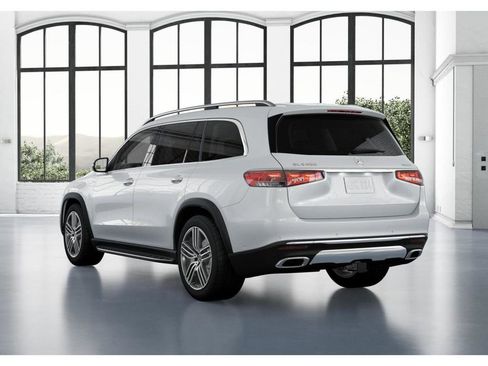 New 2026 Mercedes-Benz GLS 450 4MATIC image 28