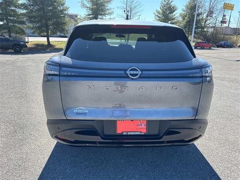 New 2025 Nissan Murano SV image 5