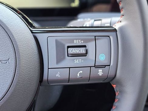 New 2026 Nissan Kicks SR w/ Cold Weather Package image 17