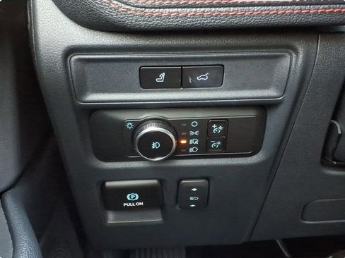 Used 2022 Ford Expedition Max Limited AWD/4WD image 21