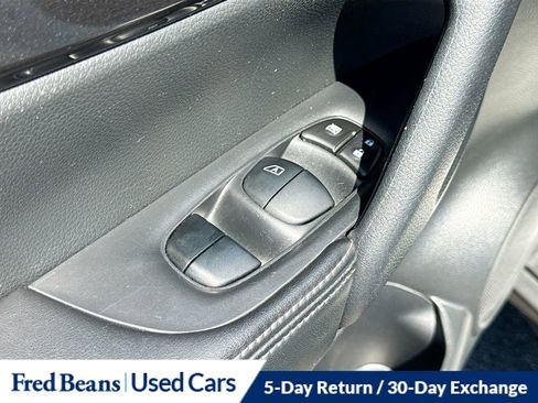 Used 2020 Nissan Rogue S AWD/4WD image 24