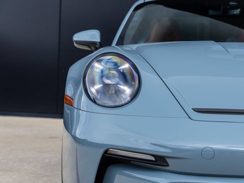 Certified 2024 Porsche 911 GT3 RS RWD image 26