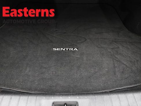 Used 2024 Nissan Sentra SV FWD image 9