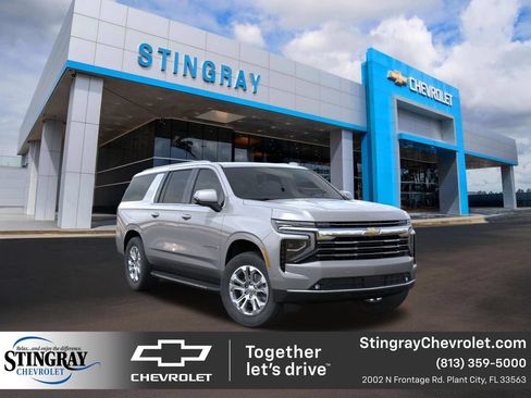 New 2026 Chevrolet Suburban LT w/ Comfort Package RWD image 1