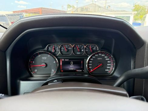 Used 2015 GMC Sierra 2500 SLT w/ Duramax Plus Package AWD/4WD image 13