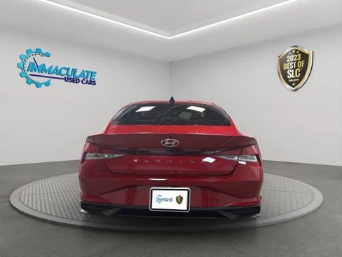 Used 2023 Hyundai Elantra SEL w/ Convenience Package FWD image 4