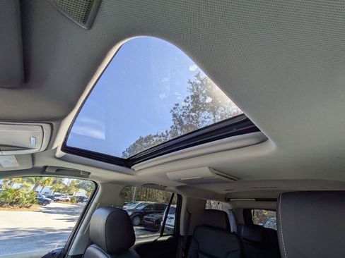 Used 2015 Chevrolet Tahoe LTZ image 23