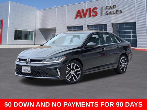 Used 2025 Volkswagen Jetta SE FWD image 1