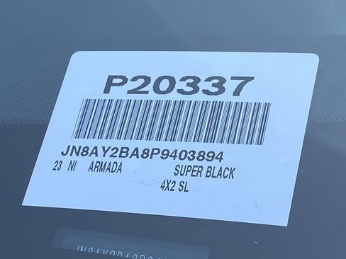 Used 2023 Nissan Armada SL w/ Captain's Chairs Package image 32