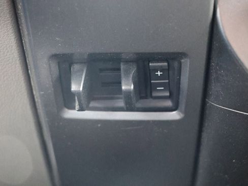 Used 2017 Ford F150 XLT w/ Equipment Group 302A Luxury image 26