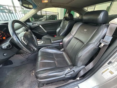 Used 2004 INFINITI G35 Coupe w/ Premium Pkg image 10