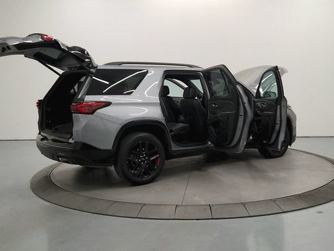 Used 2023 Chevrolet Traverse Premier w/ Redline Edition FWD image 16