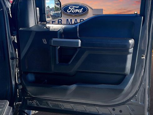 Used 2019 Ford F150 XLT w/ Equipment Group 302A Luxury AWD/4WD image 23