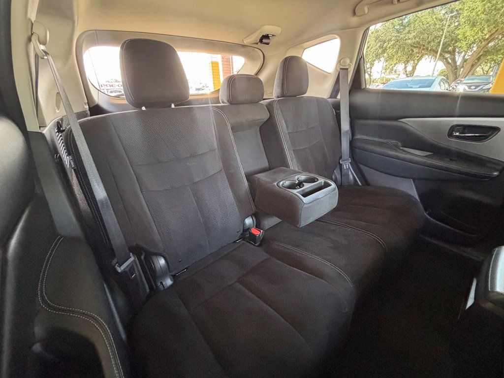 Used 2019 Nissan Murano S w/ Cargo Package FWD image 10
