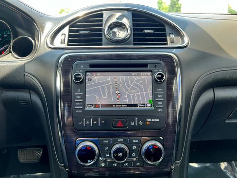 Used 2017 Buick Enclave Leather w/ Trailering Package image 19