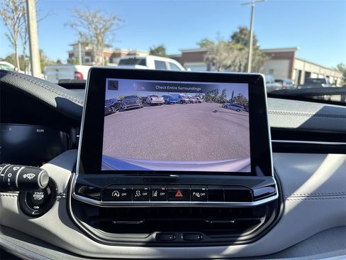 New 2026 Jeep Compass Limited w/ Sun, Sound & Navigation Group image 24
