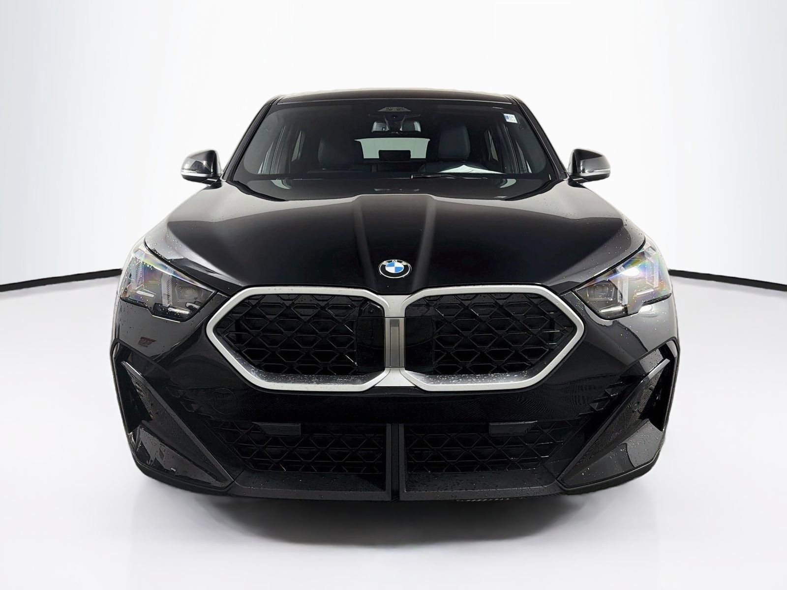 New 2026 BMW X2 xDrive28i w/ Technology Package AWD/4WD image 2