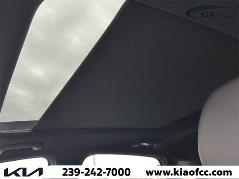 Used 2025 Kia K5 GT-Line w/ GT-Line Premium Package image 19