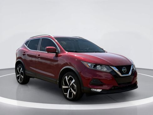Used 2020 Nissan Rogue Sport SV w/ Technology Package FWD image 6