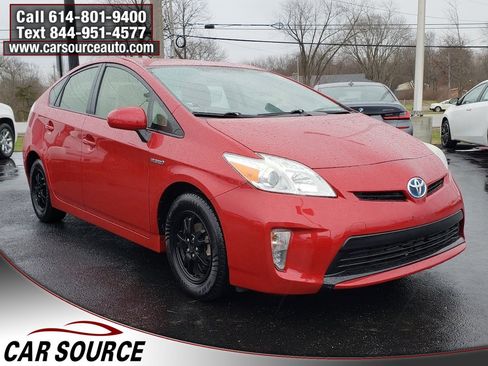 Used 2014 Toyota Prius Two image 3