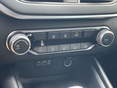 Used 2022 Nissan Altima 2.5 SV FWD image 19