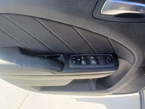 Used 2019 Dodge Charger SXT w/ Blacktop Package RWD image 12