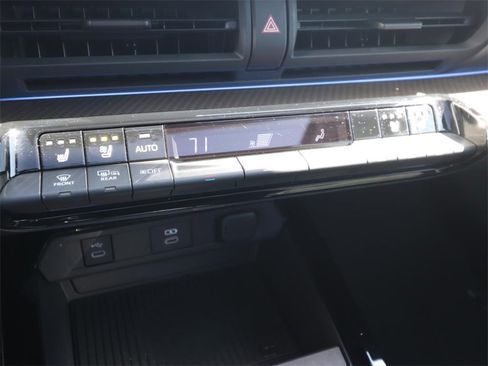 Used 2024 Toyota Prius Limited image 19