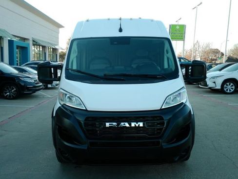 Used 2023 RAM ProMaster 2500 image 2