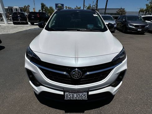Used 2020 Buick Encore GX Essence w/ Advanced Technology Package FWD image 5