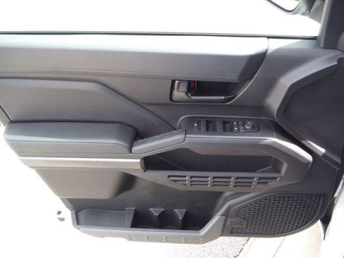 Used 2024 Toyota Tacoma SR5 image 15