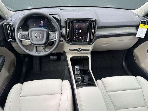 New 2026 Volvo XC40 B5 Plus w/ Protection Package Premier image 17