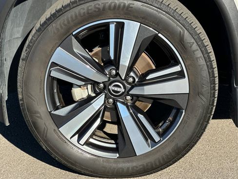 Certified 2023 Nissan Rogue SL w/ SL Premium Package image 48