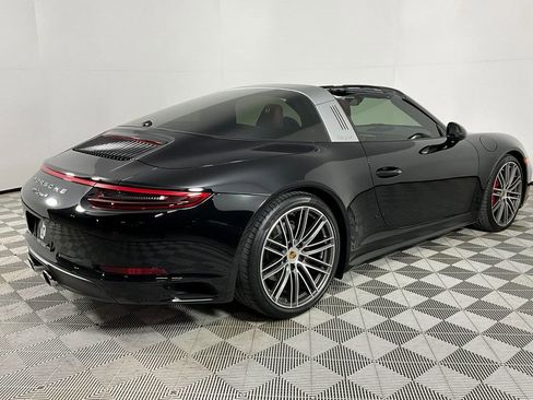 Used 2019 Porsche 911 Targa 4 AWD/4WD image 4