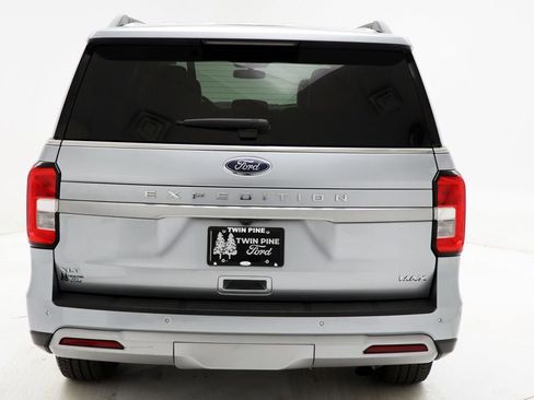 Used 2024 Ford Expedition Max XLT image 8