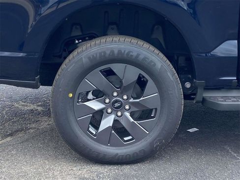 New 2025 Ford F150 Lightning Flash image 9