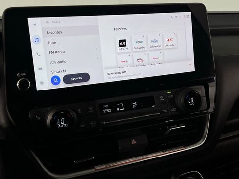 Used 2025 Toyota Grand Highlander FWD image 19